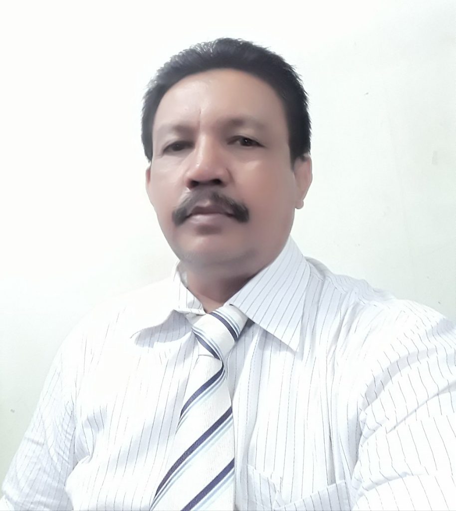 Helmi., S.Kom., M.M.