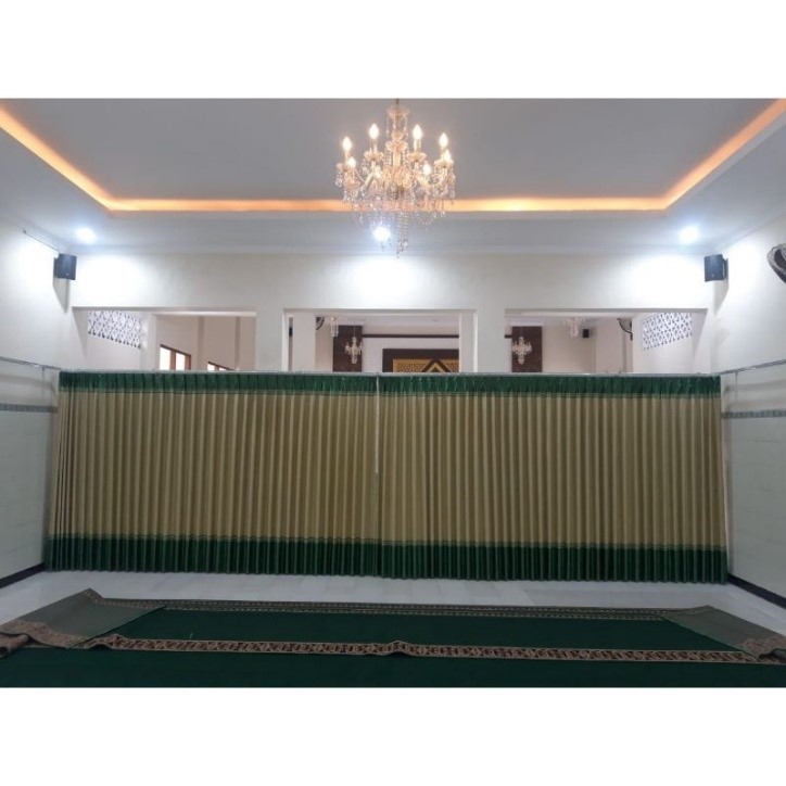 APAKAH MASIH PERLU TABIR  PEMISAH LELAKI DAN PEREMPUAN  DI MASJID MUHAMMADIYAH ?